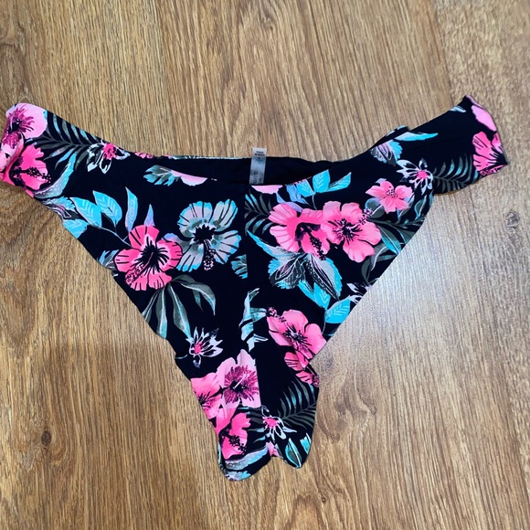 Ardene bikini bottoms - Picture 1 of 3